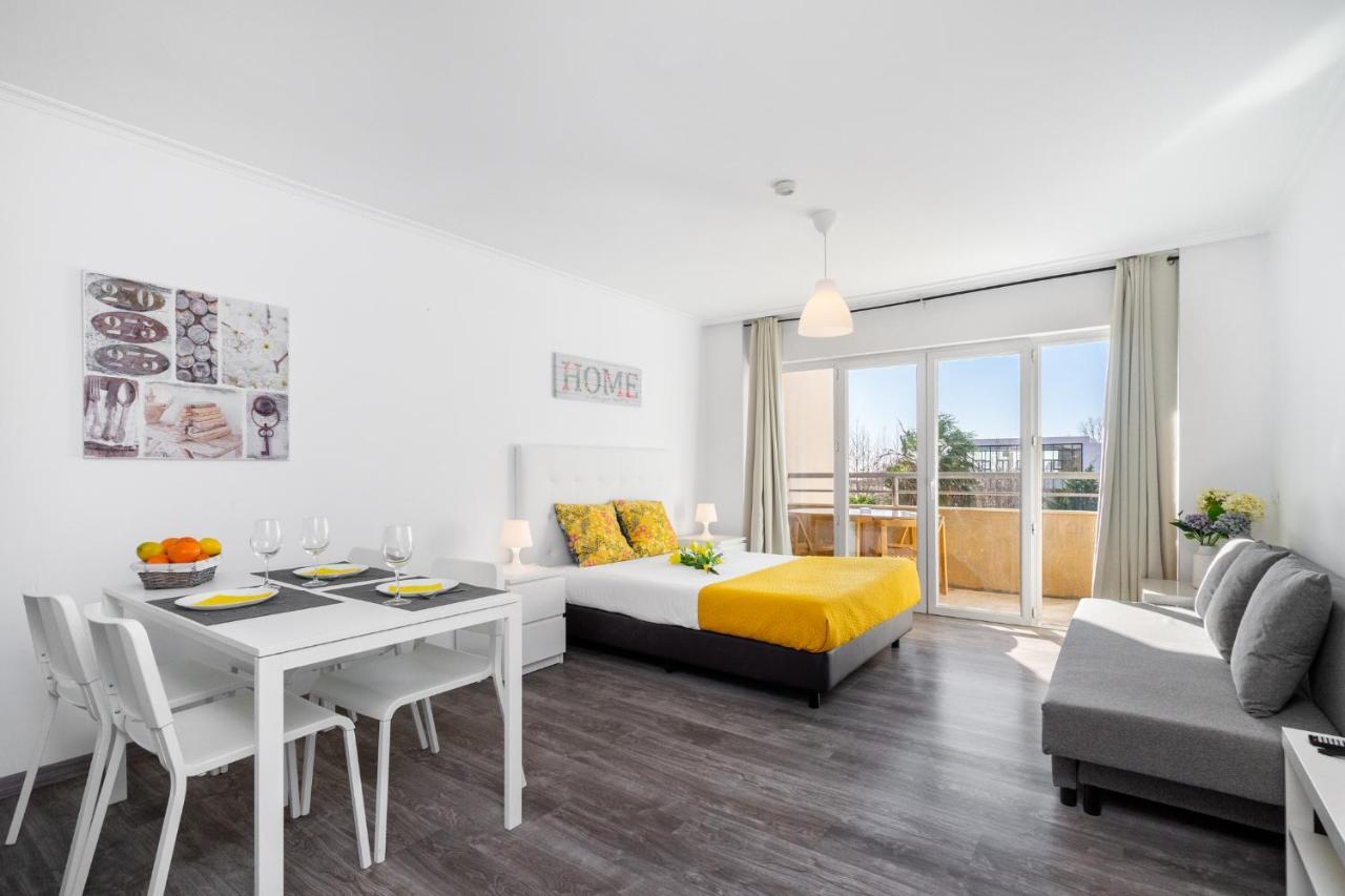 Praia Da Rocha, 4G Jardins Da Rocha, Sunny Studio, Air Conditioning, Two Pools, Internet, Parking, By Ig Portimão Eksteriør billede